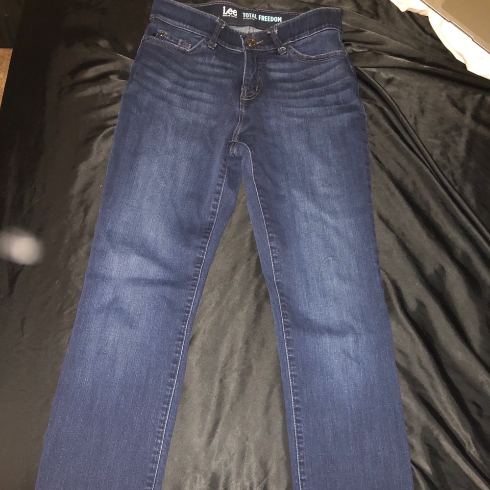 Lee modern series total freedom straight leg